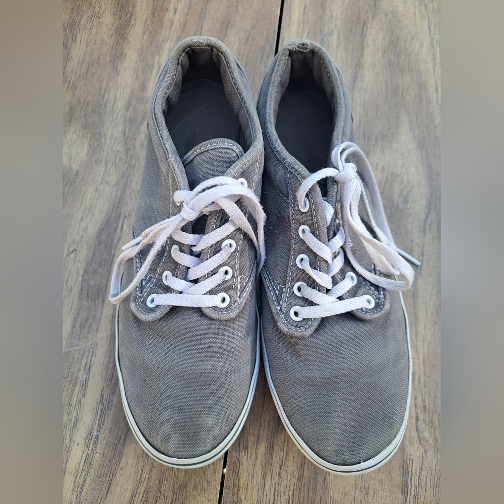 Vans women's shoes size 6.5 ⚽️🏐🏀